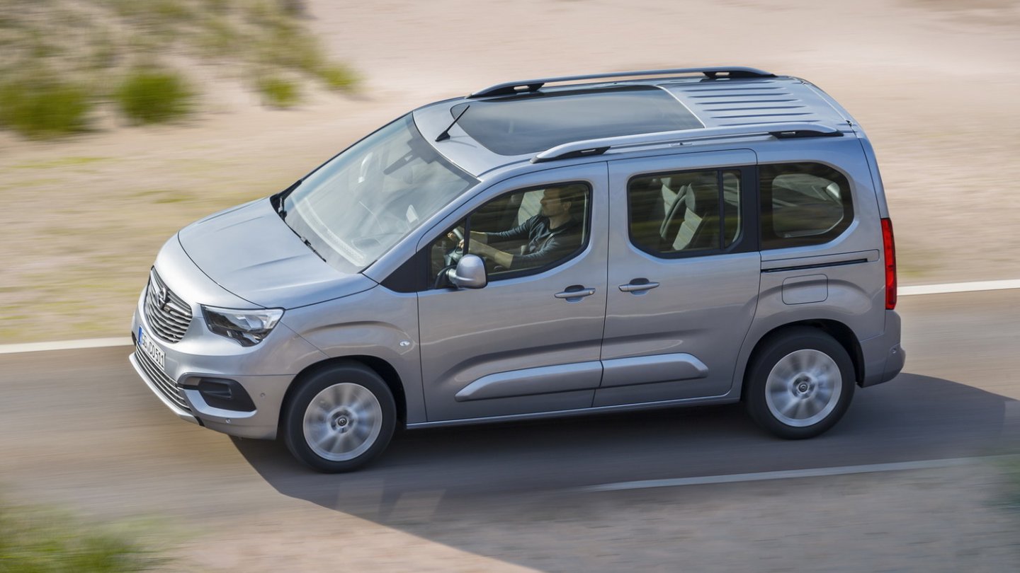 Auch den Opel Combo Life gibt es in zwei Längen: 4,40 oder 4,75 Meter.