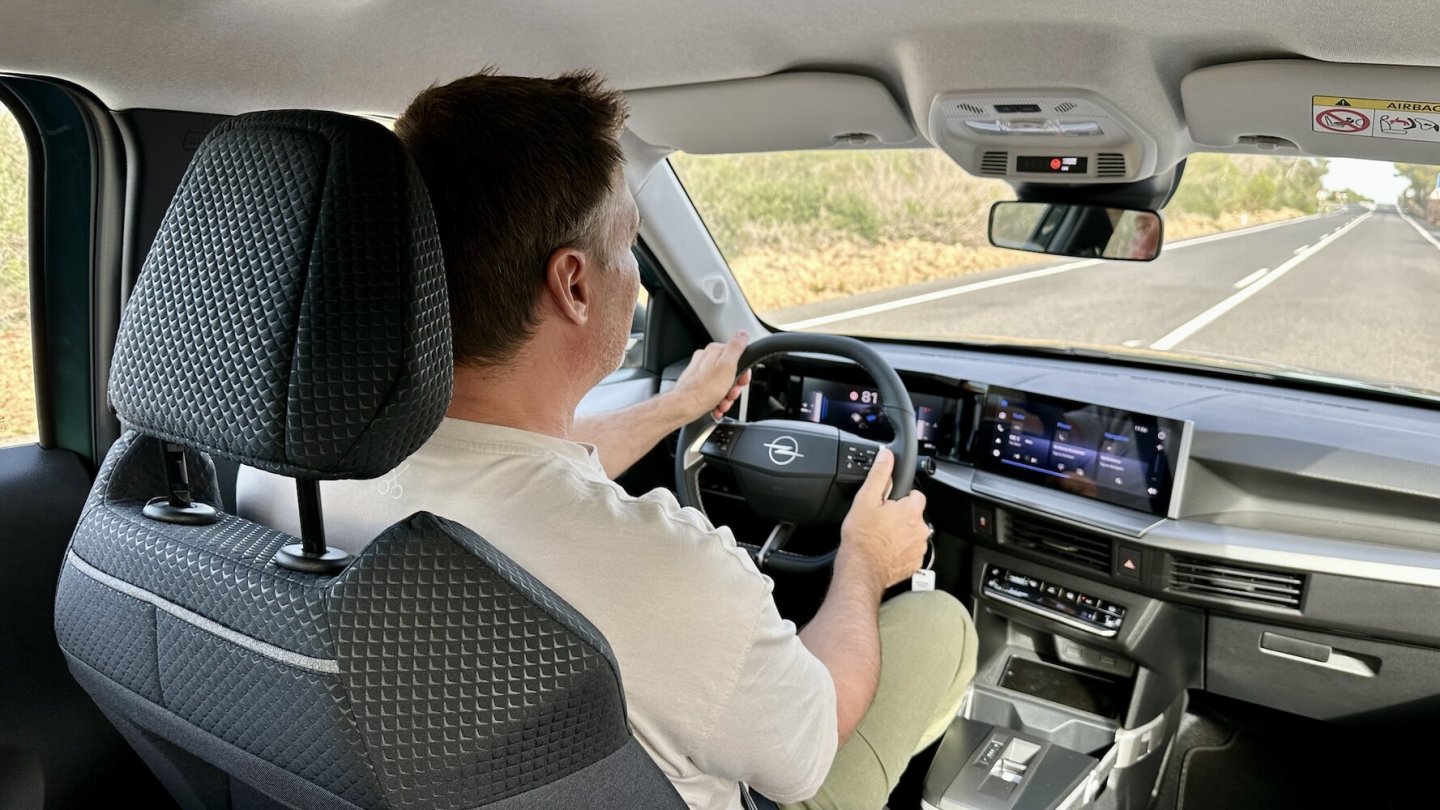 Der Hybrid ist ein zweckmäßiger Antrieb, der sparsam gefahren werden kann.