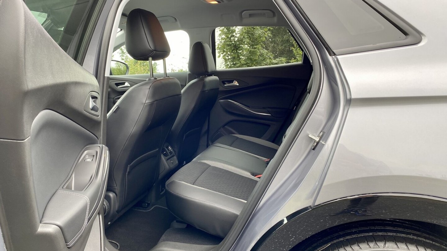 Am geräumigen Fondabteil hat sich nichts geändert.