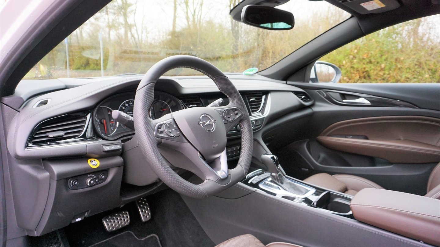 Willkommen zu Hause - der Opel Insignia lädt ein.