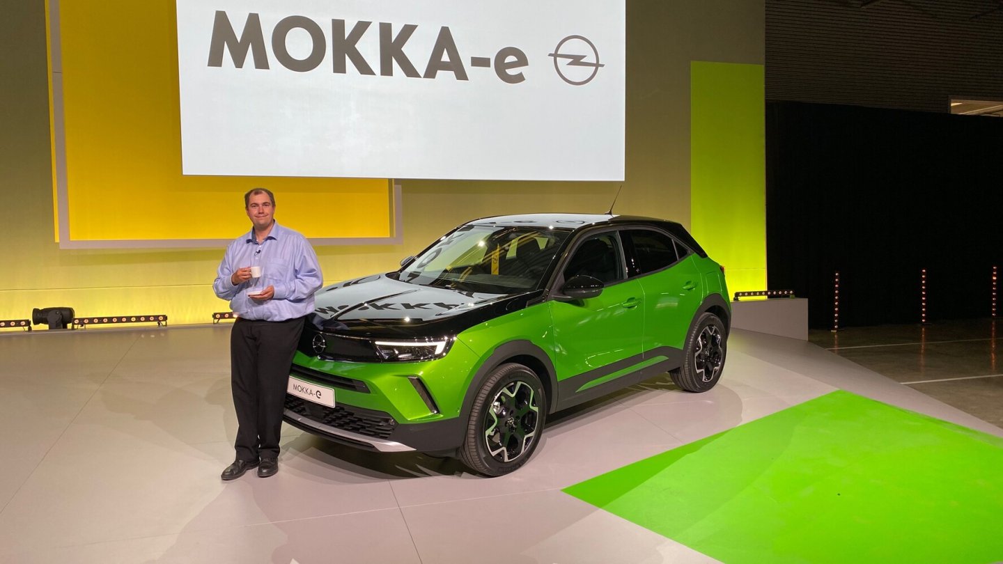 Matthias macht am Mokka-e ein Päuschen.