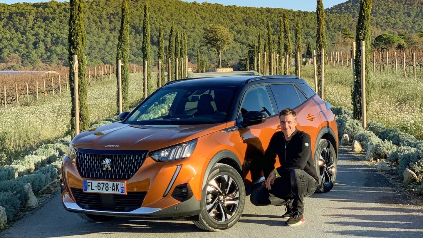 Die Farbe Orange Fusion kostet beim Peugeot 2008 keinen Aufpreis.