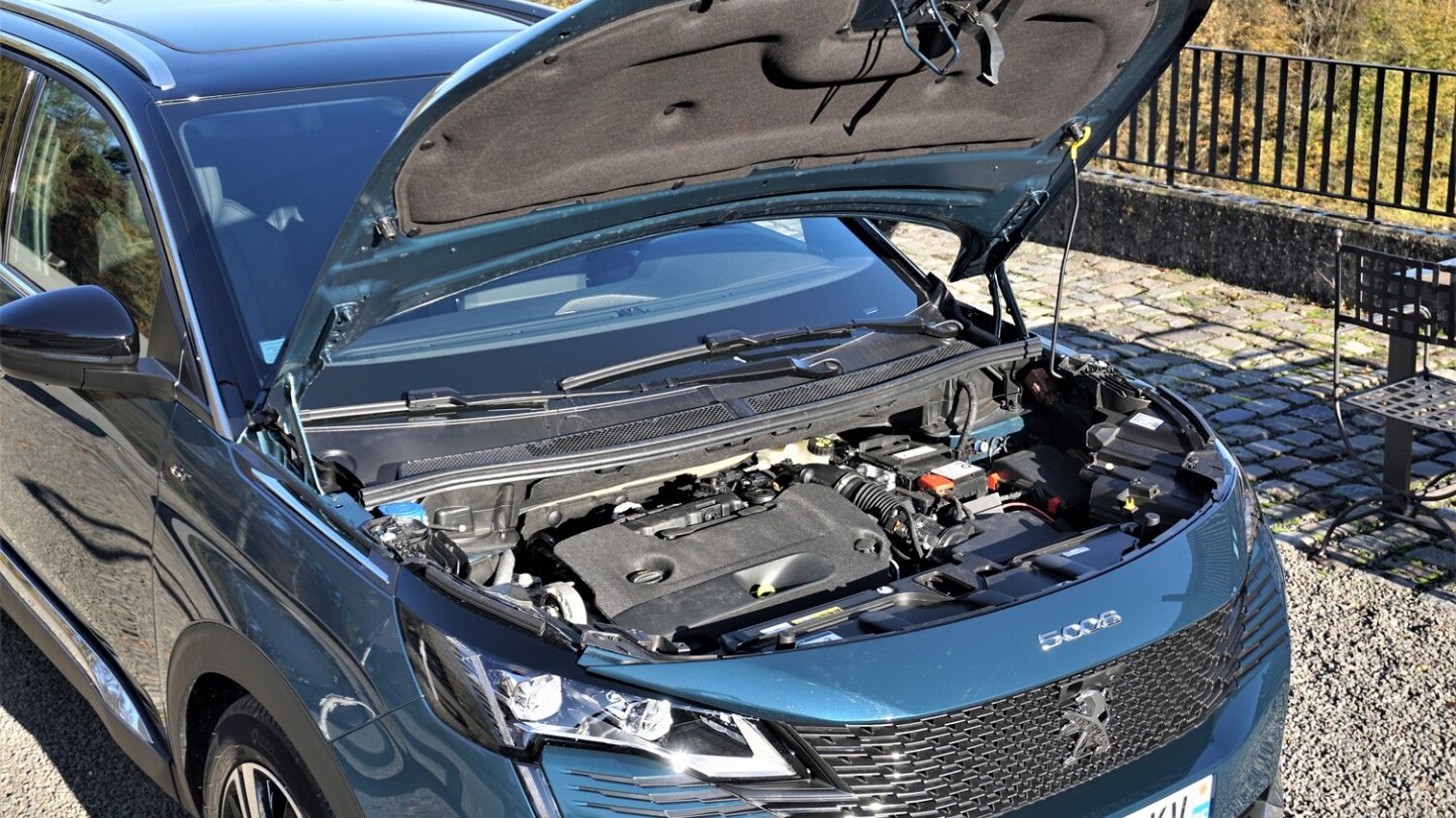 Der Vierzylinder-Selbstzünder im Peugeot 5008 leistet 177 PS.