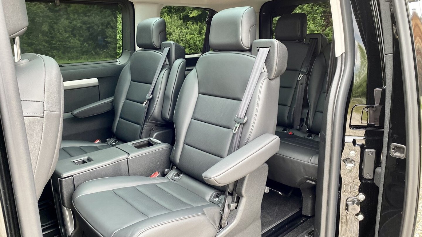 Die luxuriöse Business-VIP-Ausstattung ist sehr teuer, Privatkunden greifen zu günstigeren Varianten.