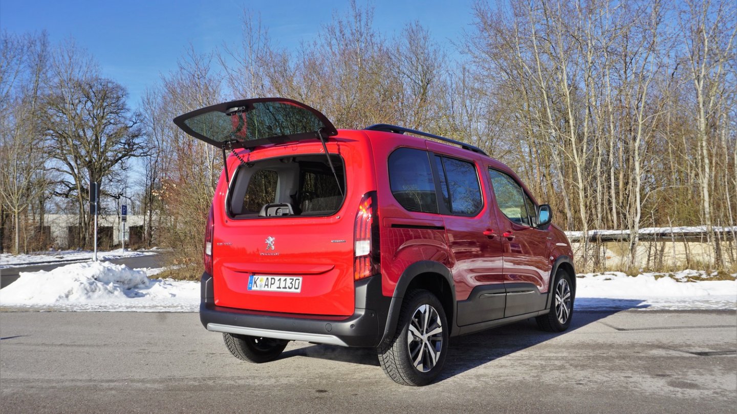 Sehr praktisch: Optional lässt sich die Heckscheibe einzeln öffnen.