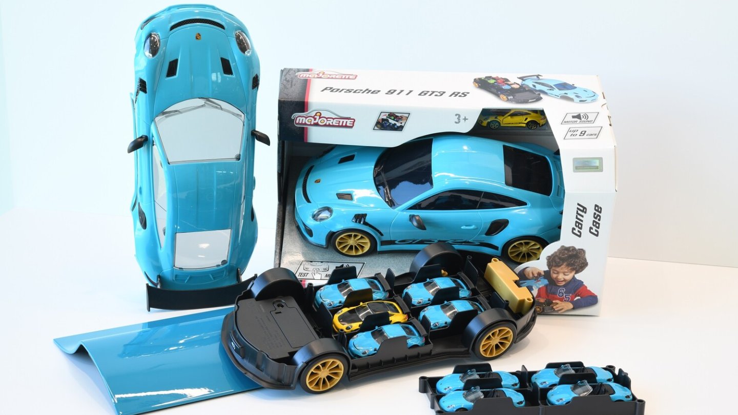 Mehr als nur ein Transportmittel: Das Porsche 911 GT3 RS Carry Case von Majorette.