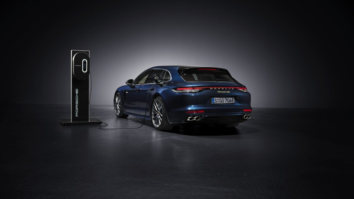 Der Panamera 4S E-Hybrid hat 560 PS Systemleistung.