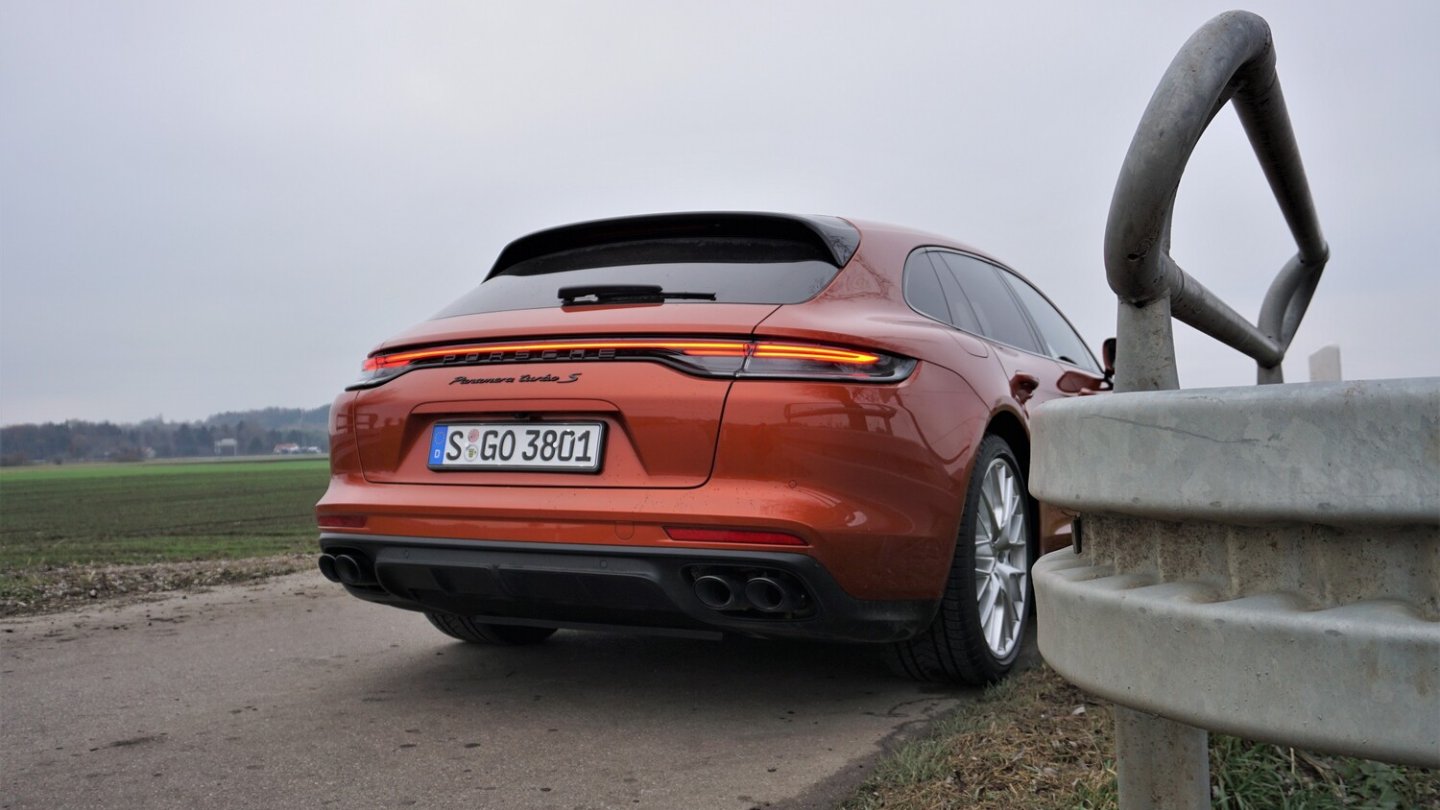 Der Panamera Turbo S kam mit dem Facelift neu ins Programm.