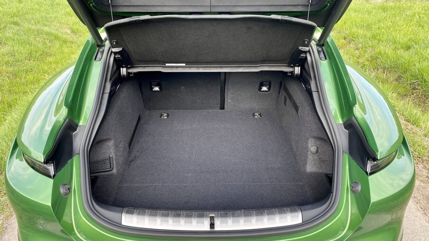Dank großer Klappe ist der Kofferraum besser zugänglich.