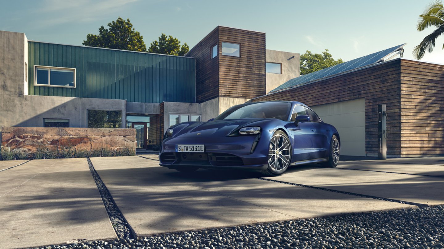 Der Porsche Taycan Turbo.