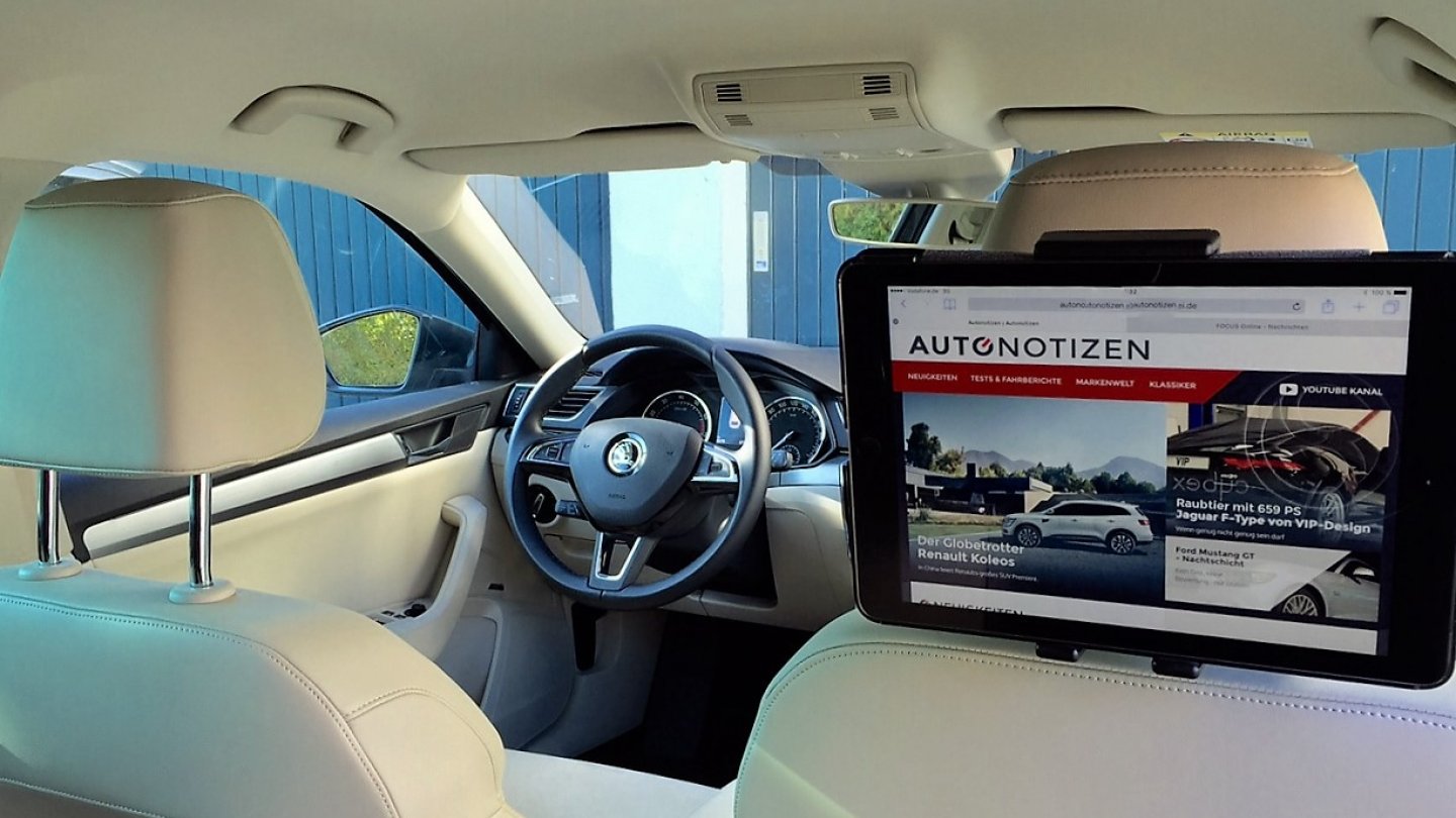 Auch unterwegs muss der Lesespaß nicht aufhören. Die Seite ist auch für Tablets und Smartphones optimiert.