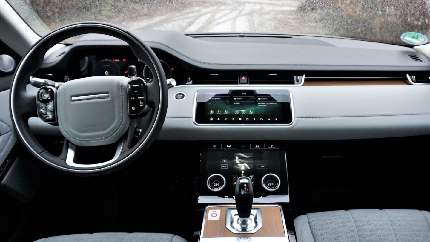 Das neue Pivi-Infotainment nutzt den gleichen Touchscreen wie das bisherige Modul.