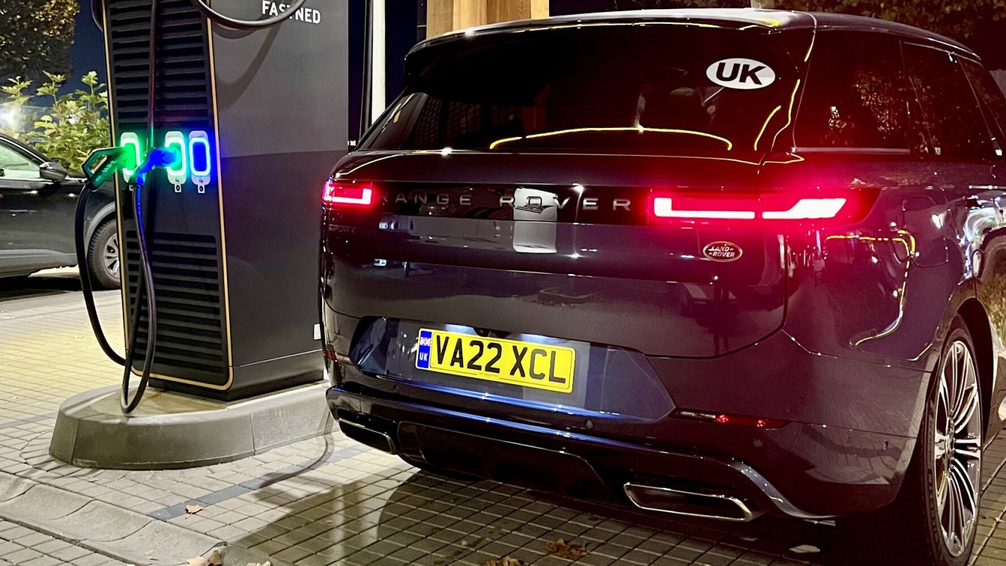 Über CSS wurden im Test 42,5 kW Ladeleistung erreicht.