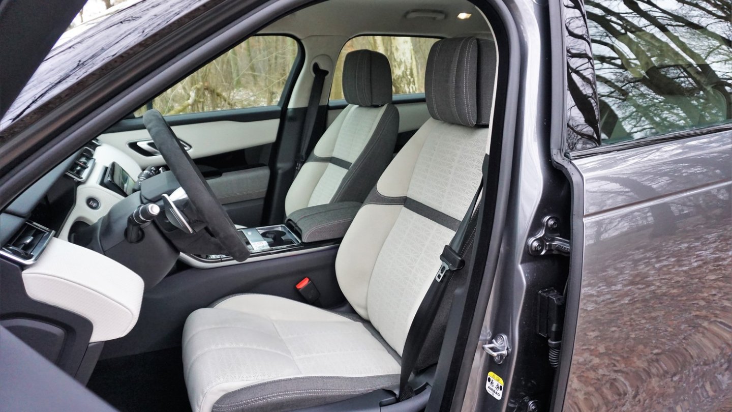 Lederfreie Innenausstattung mit Recycling-Material.