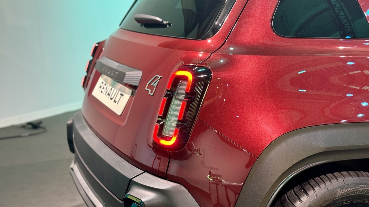 Die Rückleuchten zeigen eine moderne Interpretation des klassischen Designs.