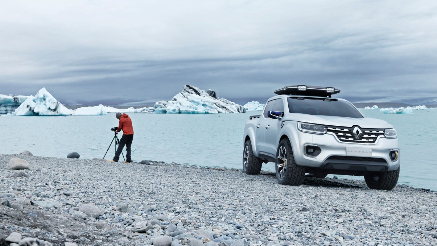 Die Studie zum neuen Renault Alaskan. Und der Fotograf ist noch im Bild