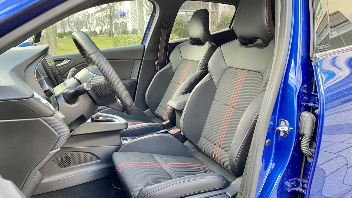 Die Sportsitze sind Teil der R.S. Line.