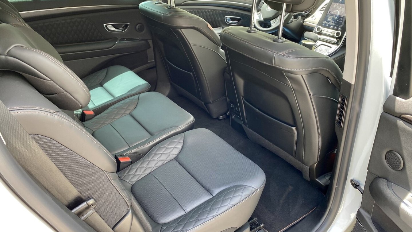 Drei Einzelsitze im Fond sind ein Relikt aus alten Van-Zeiten.