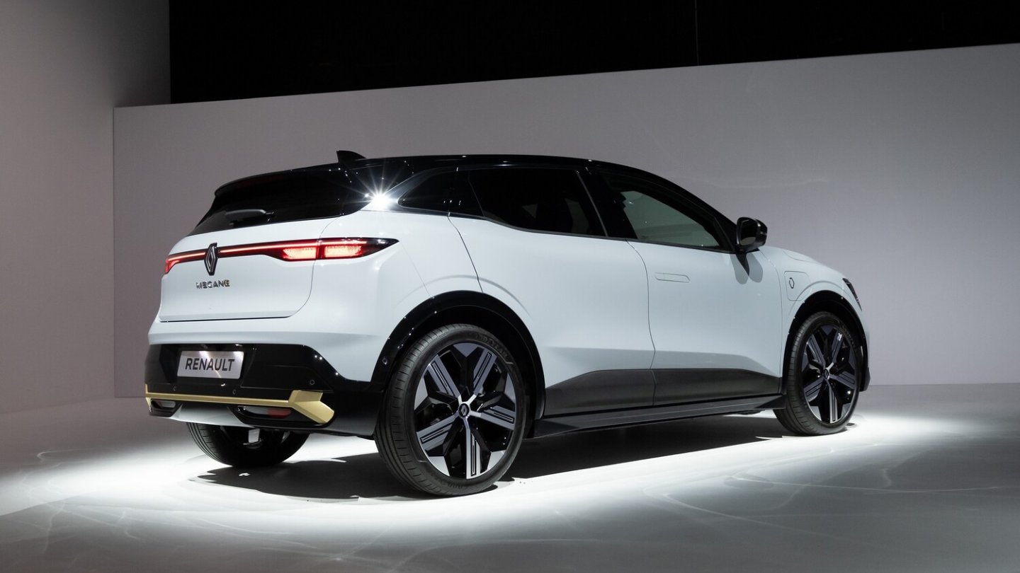 Der elektrische Mégane ist mit 4,21 Metern kürzer als der Vorgänger.