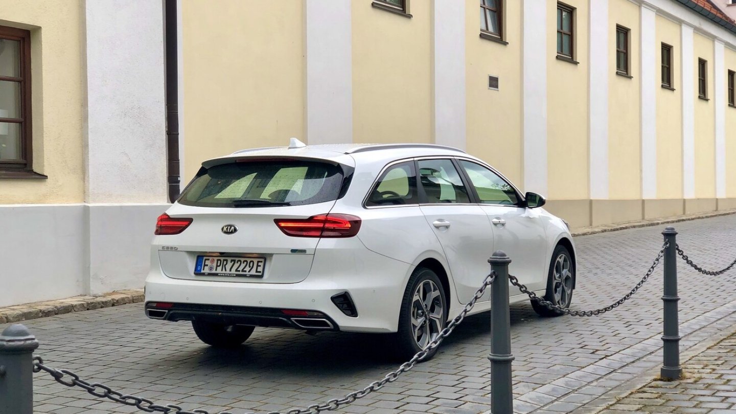 Der Kia Ceed SW Plug-in-Hybrid kommt in drei Ausstattungslinien.