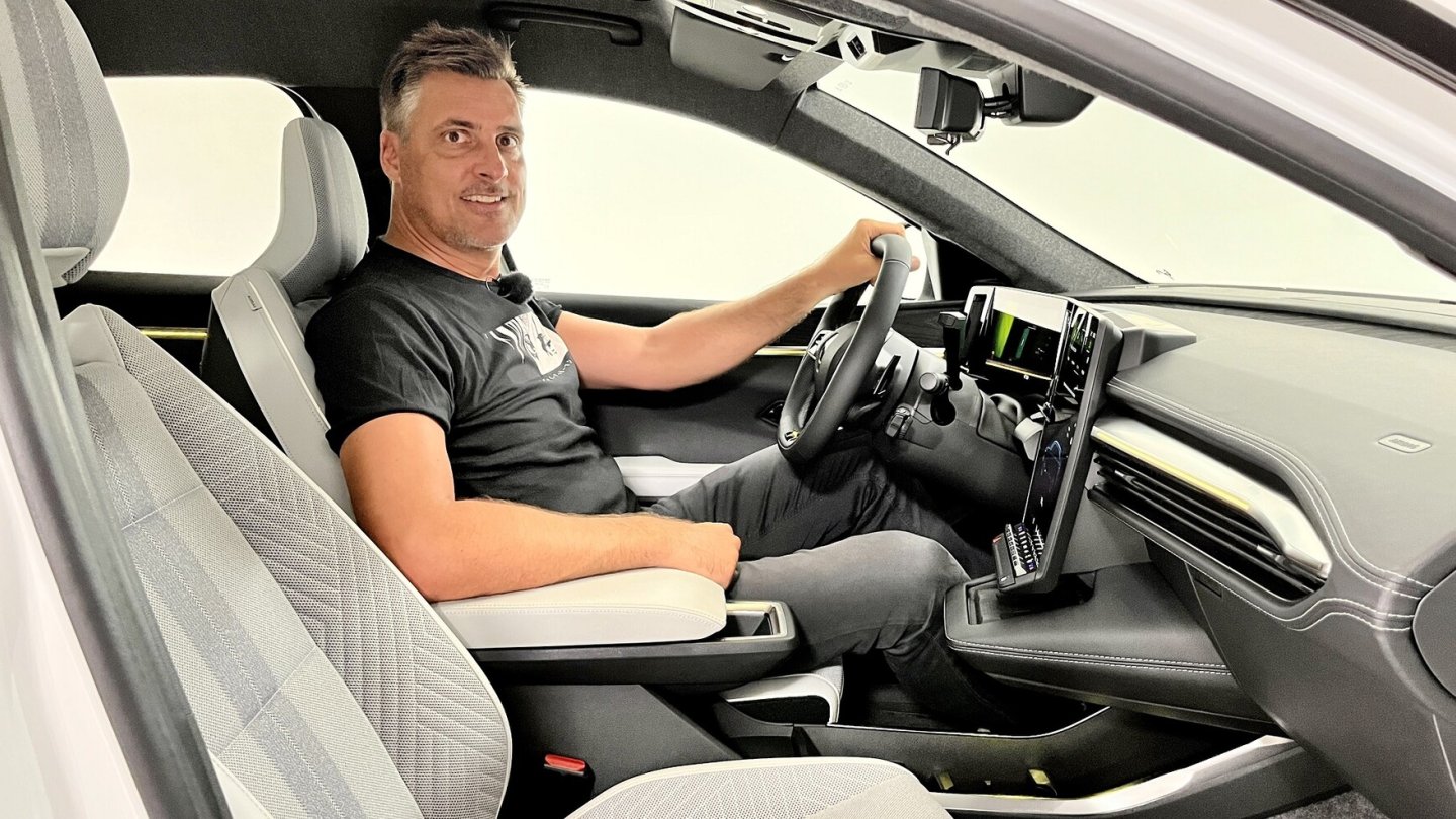 Bequeme Sitze, aber für große Fahrer ist der Fußraum etwas kurz geraten.