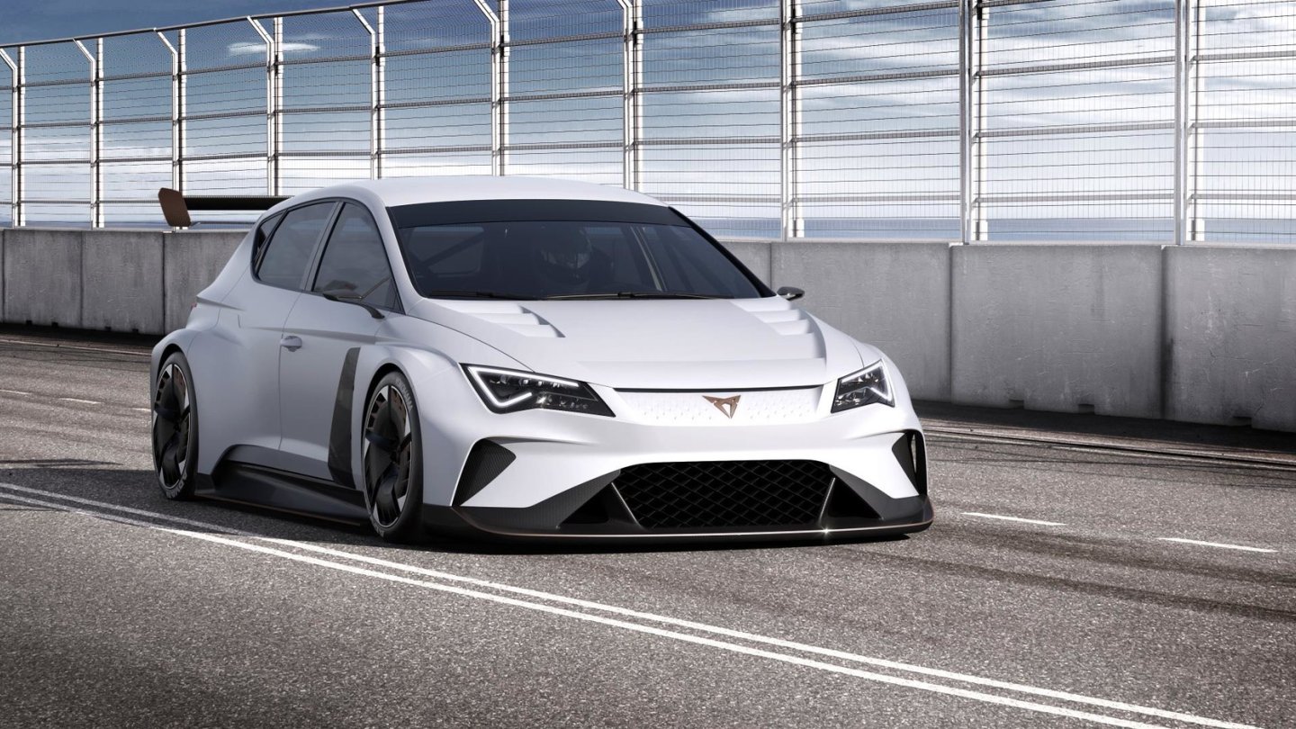 Der Cupra e-Racer mit 300 kW, in der Spirze bis zu 500 kW.