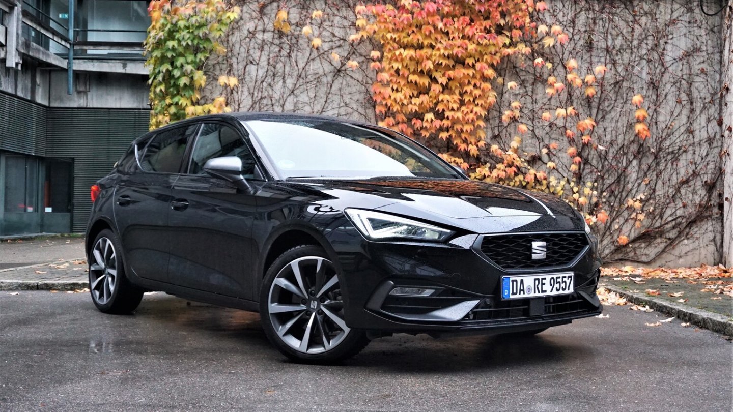 Den Leon e-Hybrid gibt es als Xcellence und FR.