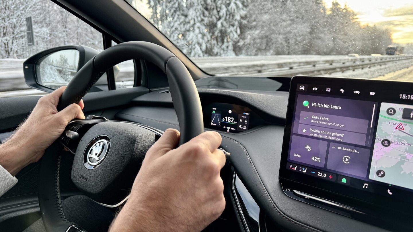 Die Höchstgeschwindigkeit wird erst bei 180 km/h limitiert.