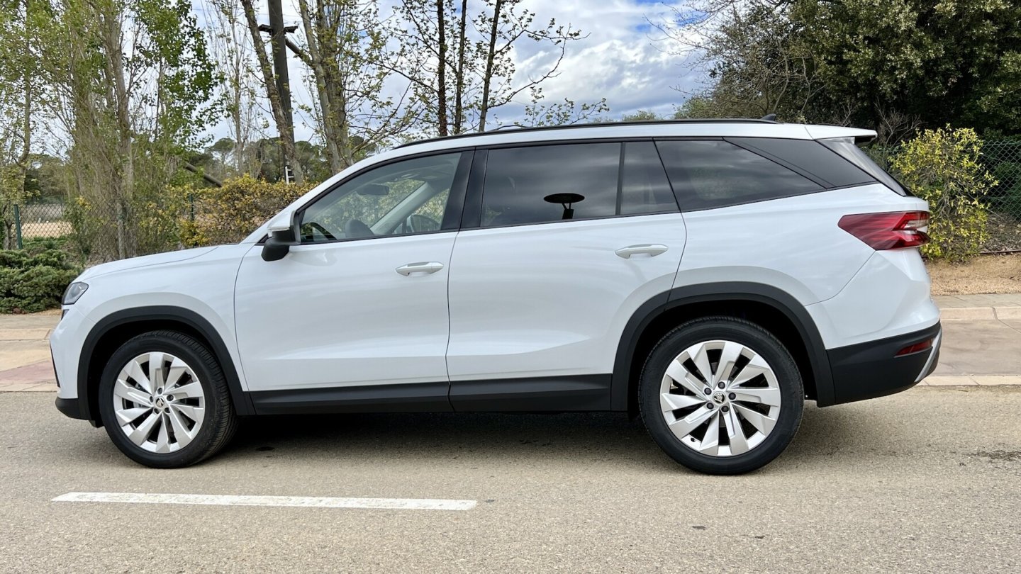 Auch ohne das DCC-Plus-Fahrwerk bietet der Kodiaq einen hohen Fahrkomfort.