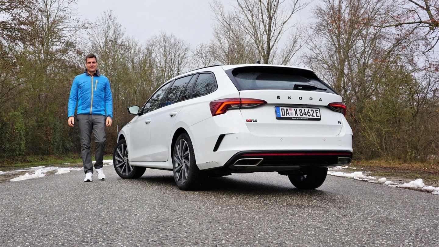 Den Skoda Octavia RS iV gibt es Limousine und Combi.