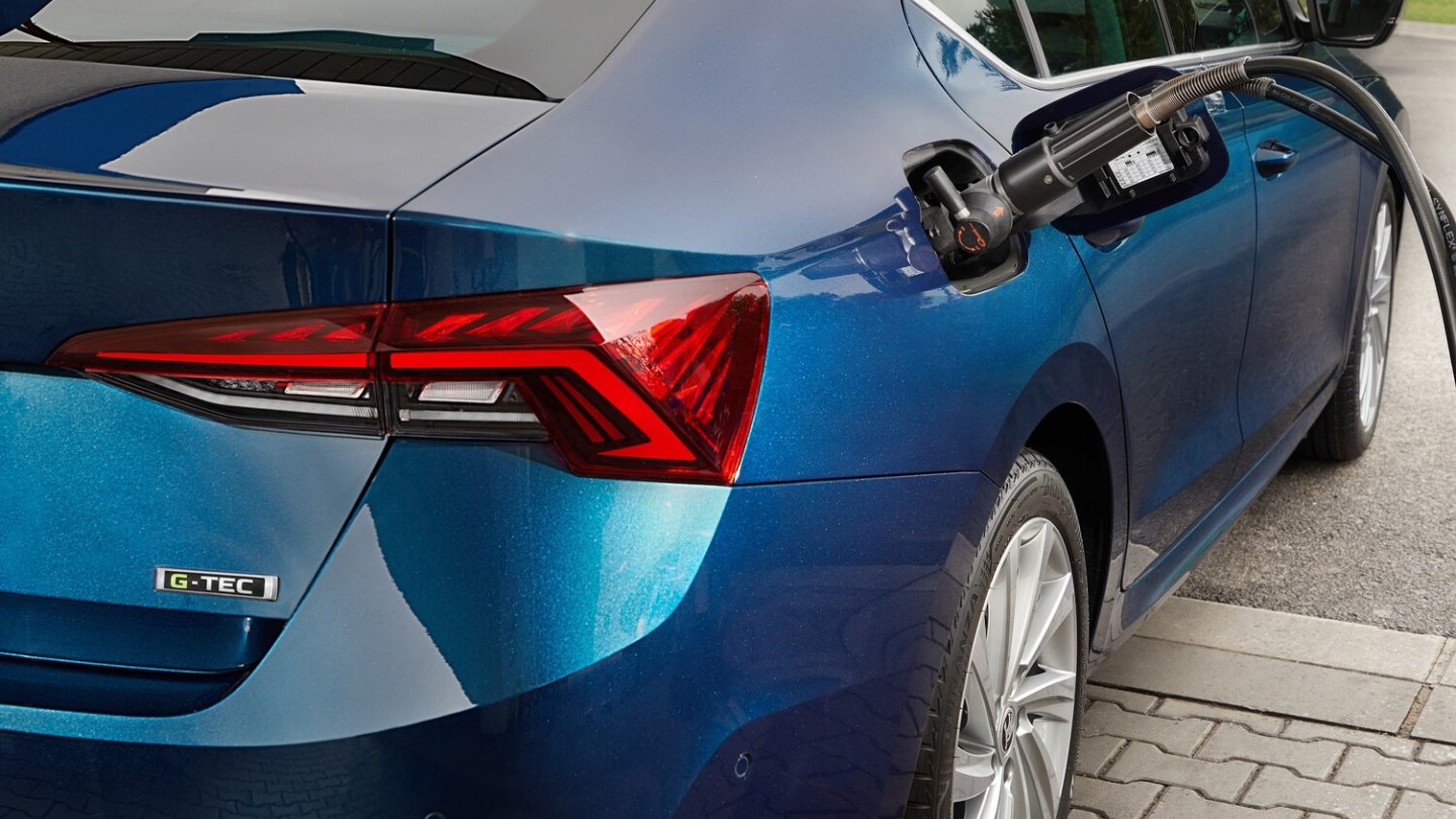 Das Tanken von CNG funktioniert einfach und problemlos.