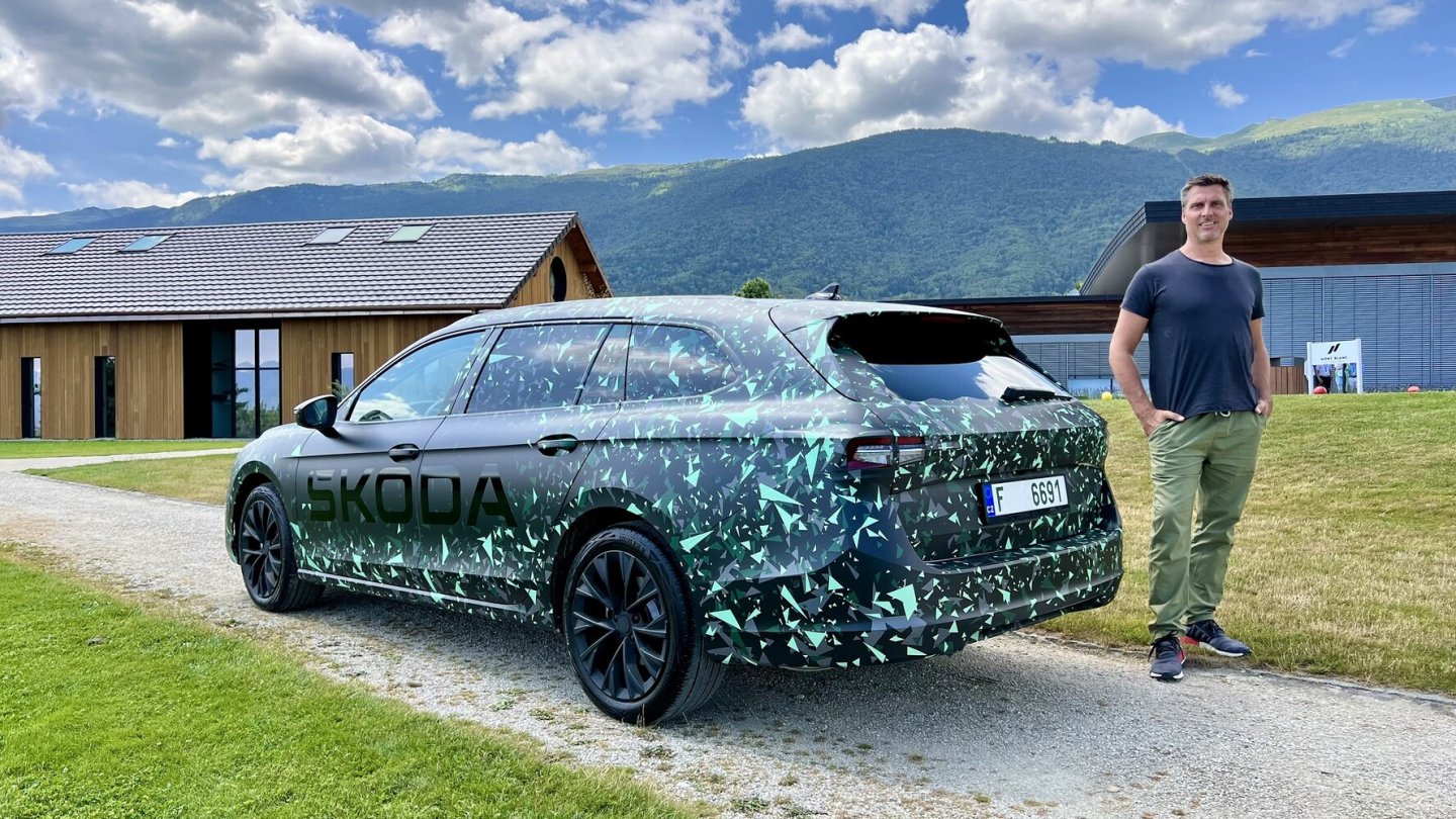 Der neue Skoda Superb wird im Herbst 2023 vorgestellt, Marktstart ist 2024.