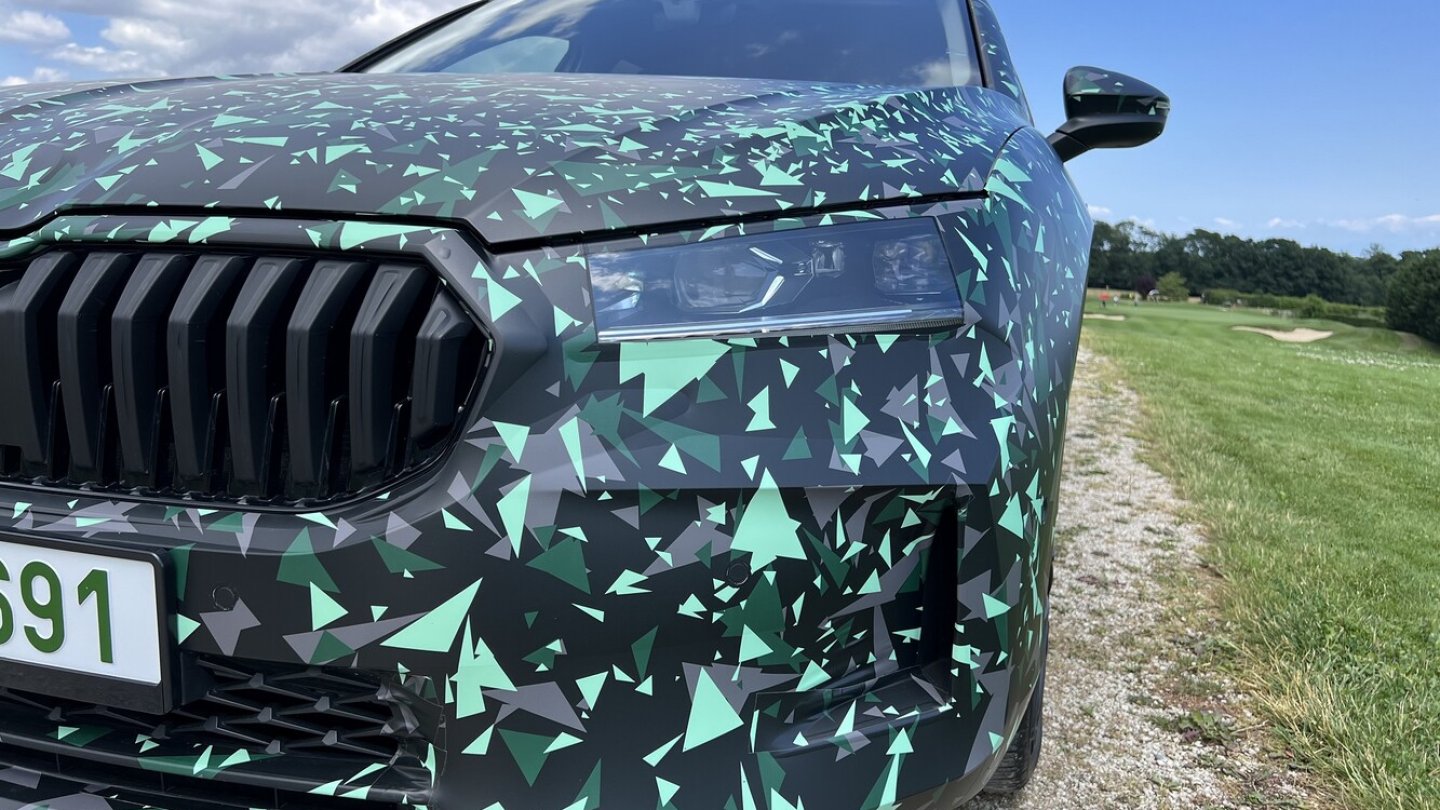 Auch Matrix-LED-Scheinwerfer wird es geben.