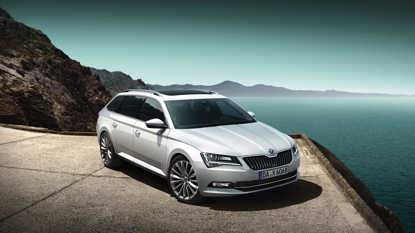 Den Skoda Superb Premium Line gibt es natürlich auch als Combi.