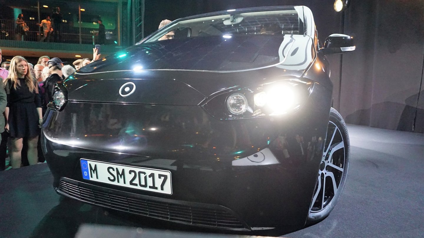 Der erste Auftritt des seriennahen Sion.