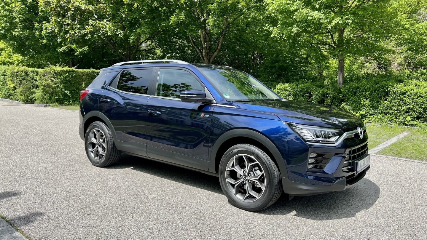 Der Korando als Benziner mit 163 PS.