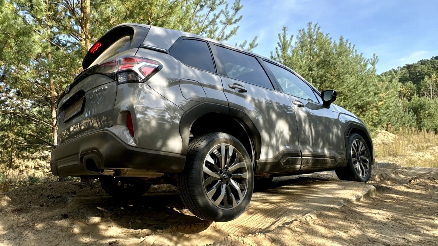 Auch abseits der Straße zeigt der Forester, was er kann.