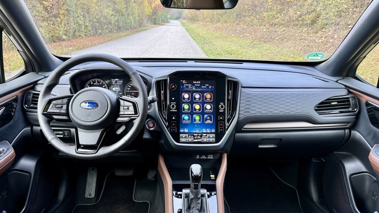 Das große Hochkant-Display zieht jetzt auch in den Forester ein.