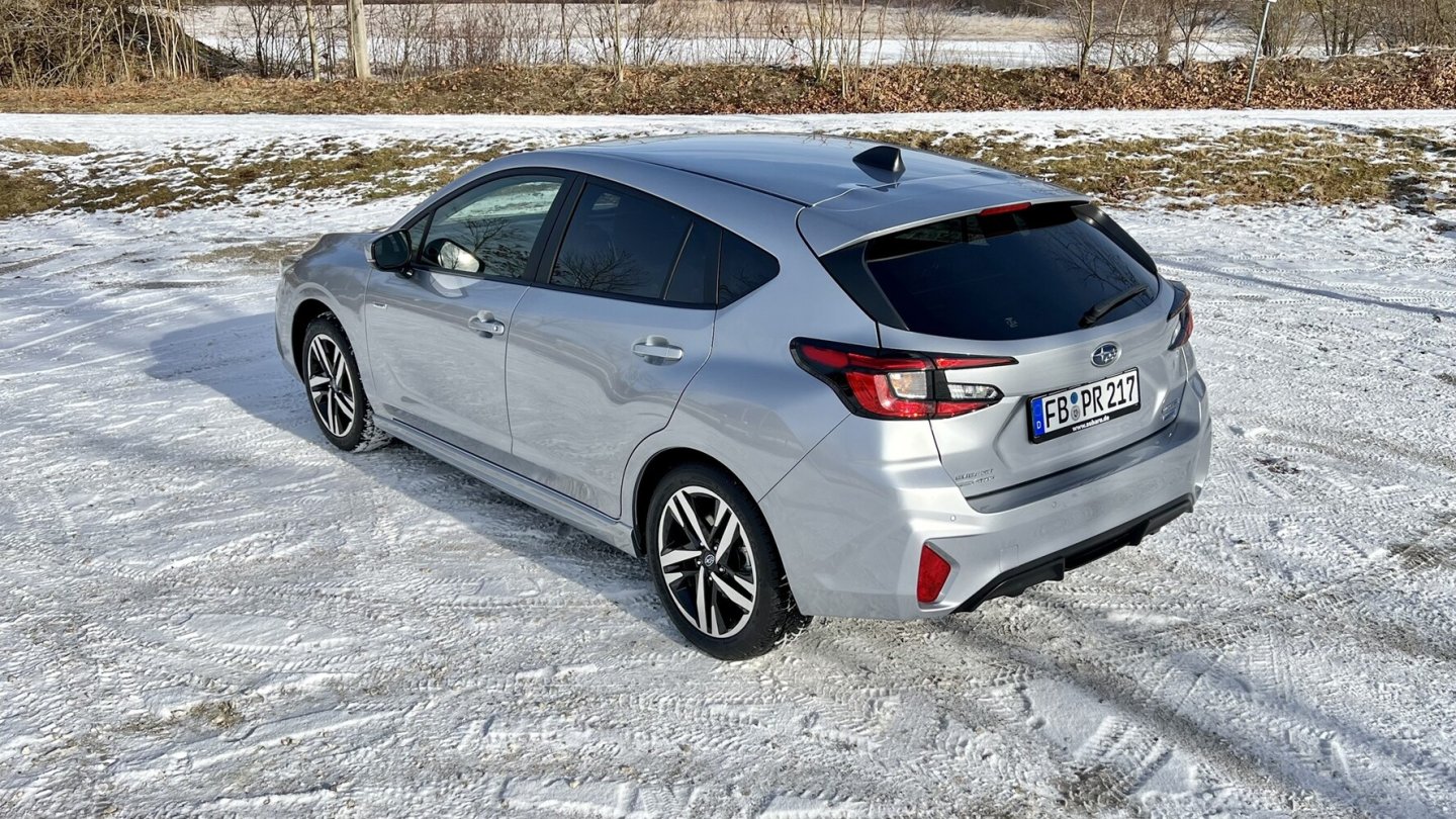 Der Subaru Impreza kostet ab 34.990 Euro.