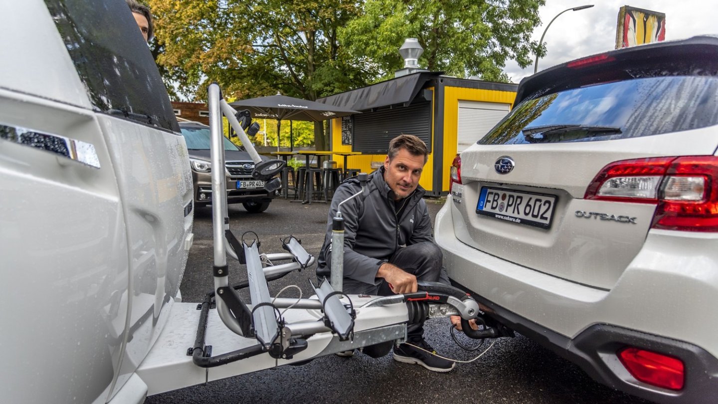 Ein Fangseil dient als Sicherheitsnetz für das Gespann.