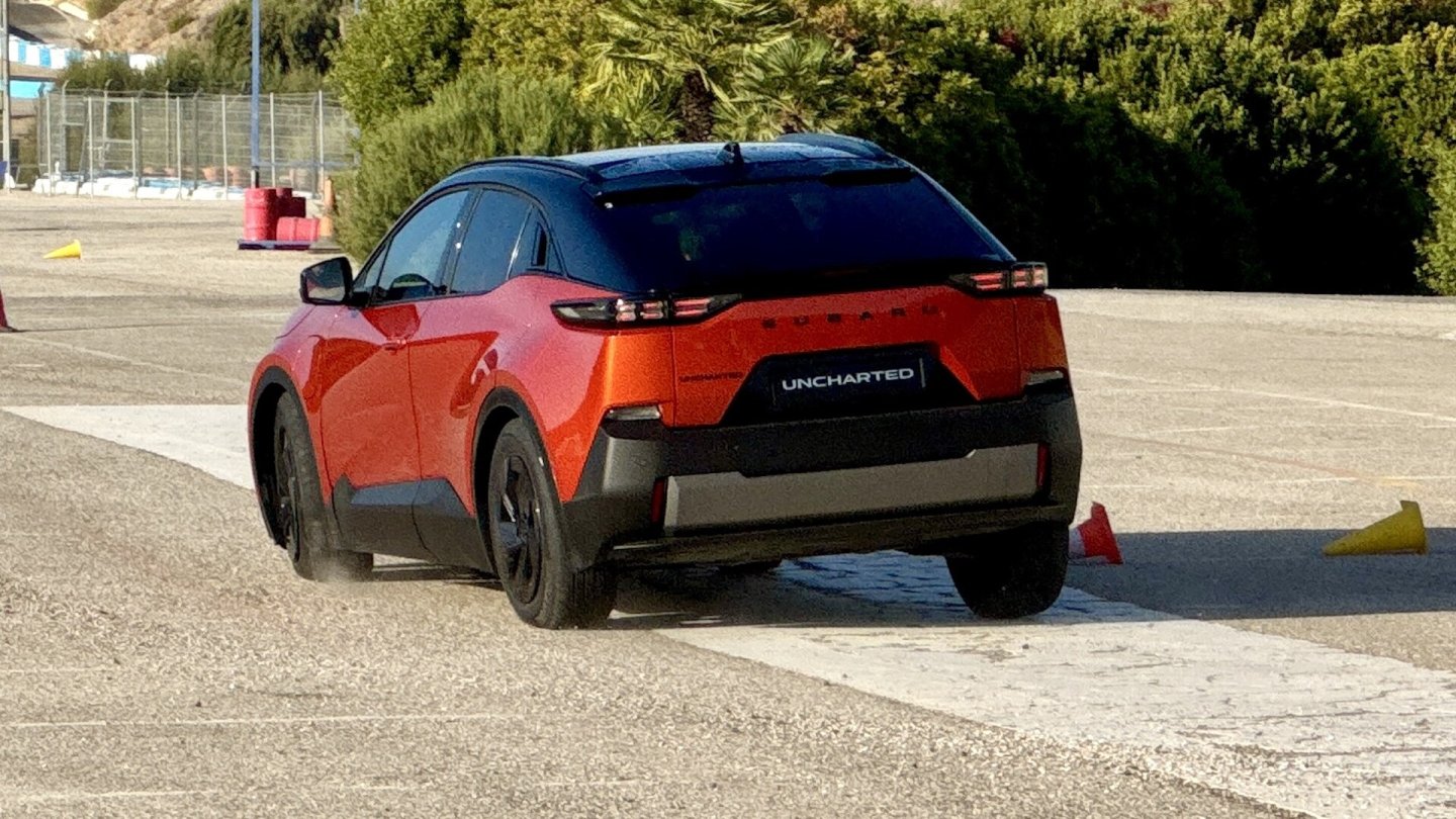 Als ersten Subaru seit vielen Jahren wird es den Uncharted auch mit Frontantrieb geben.