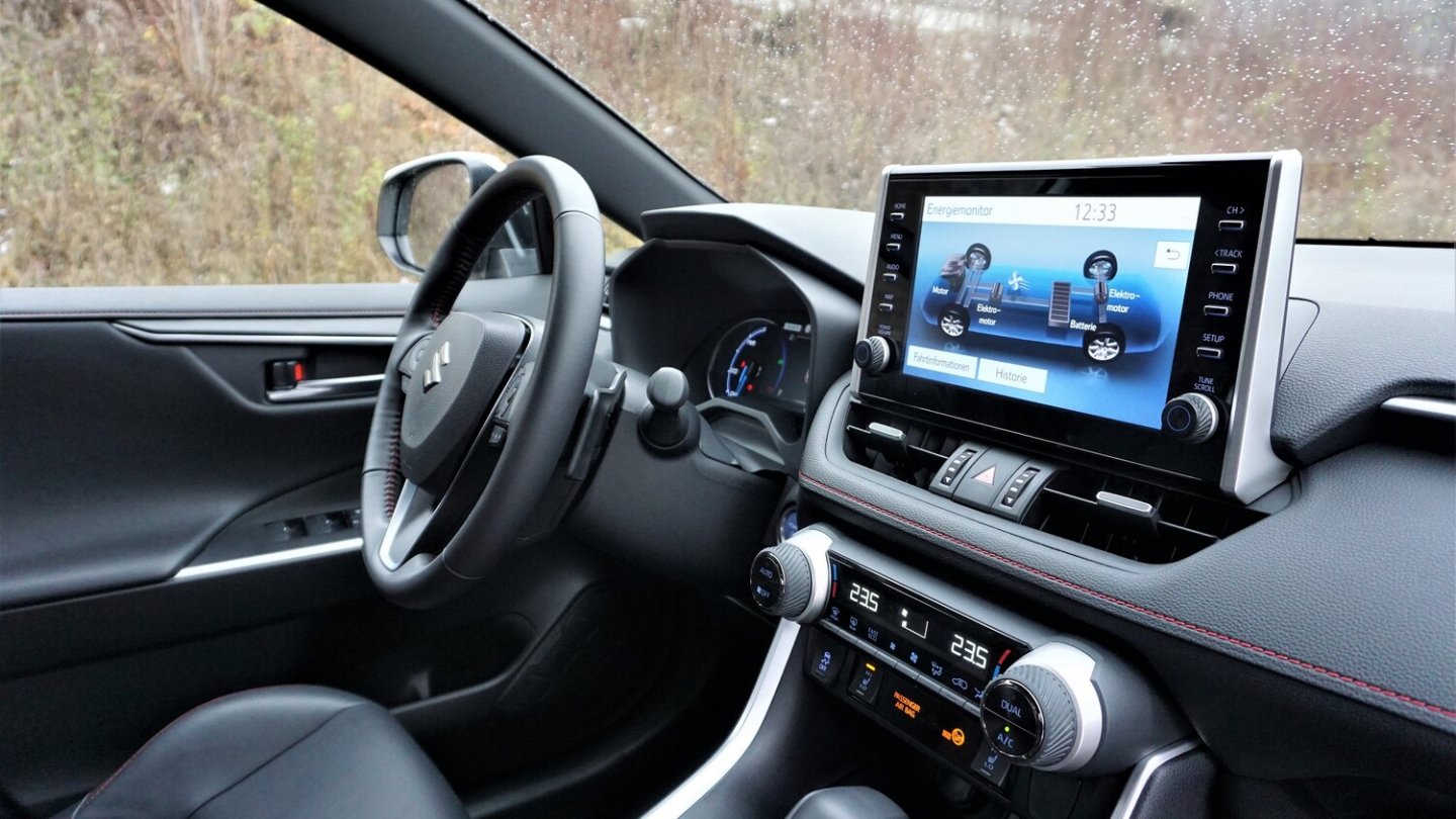 Den Energiefluss kann man auf dem Display verfolgen.