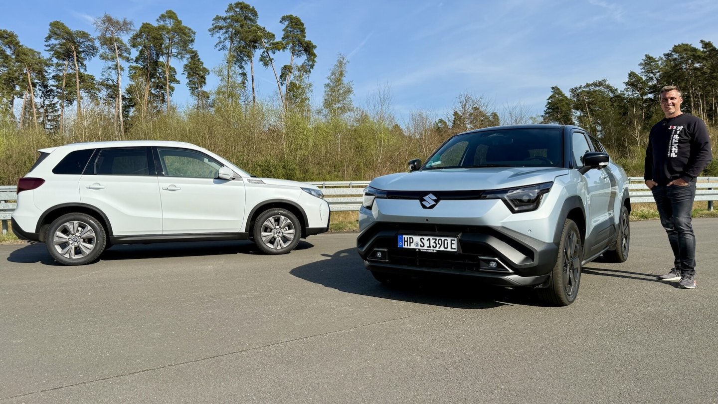 Im Herbst 2025 kommt der neue Suzuki e Vitara zusätzlich zum bekannten Vitara mit Verbrennungsmotor auf den Markt.