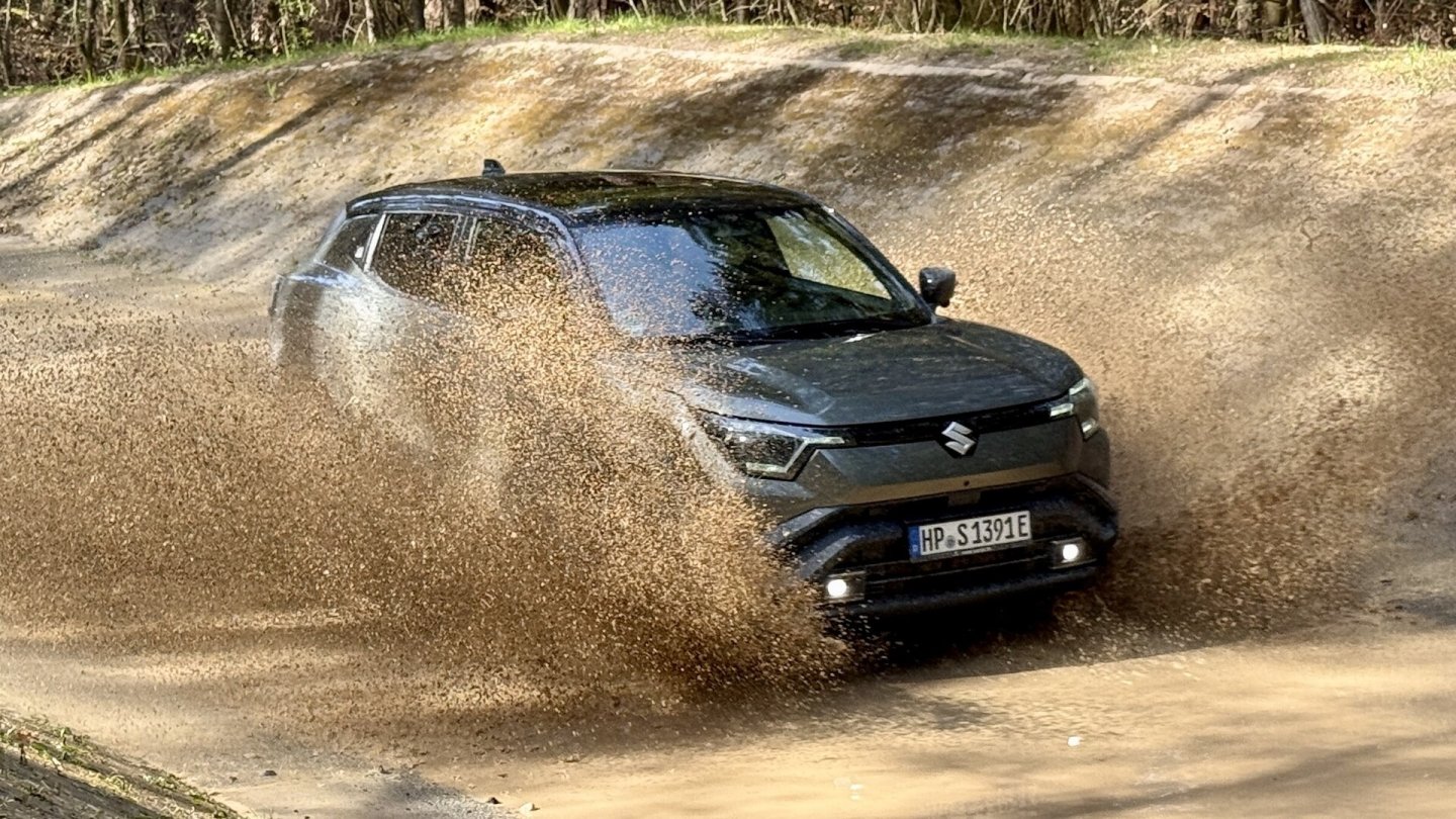 Das SUV wurde auch ein bisschen schmutzig...