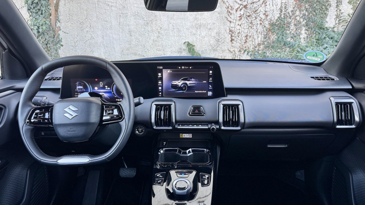 Wärmepumpe und Navigationssystem sind bereits im Basismodell Club Teil der Serienausstattung.