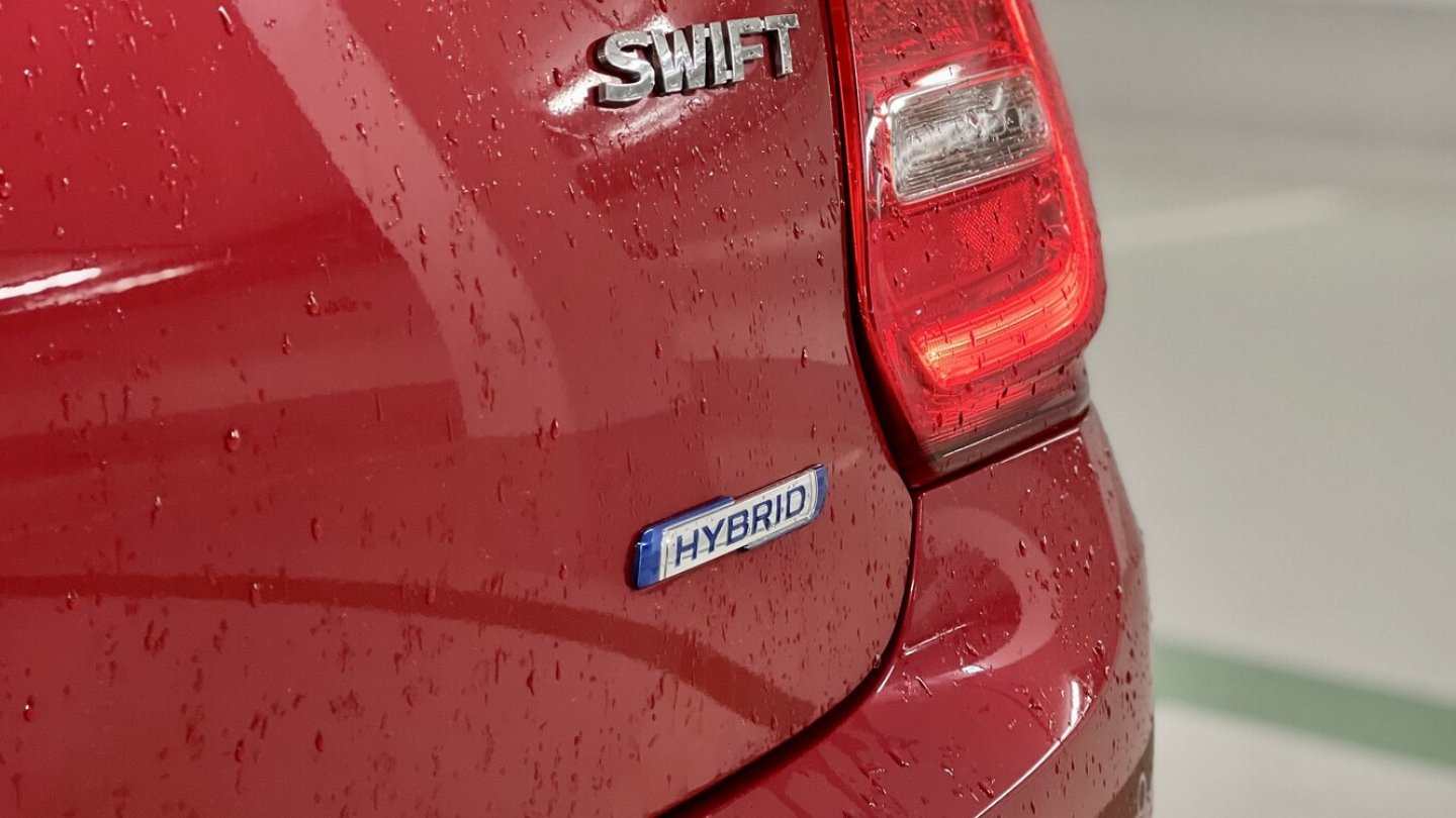 Der Swift mit 83 PS kommt als 12V-Mildhybrid.