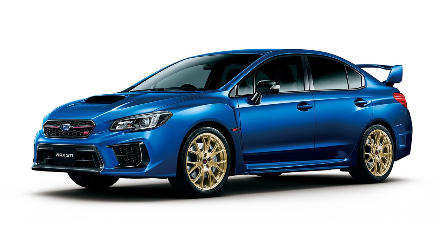 Goldene Felgen, blauer Lack: die klassische STI-Farbgebung.