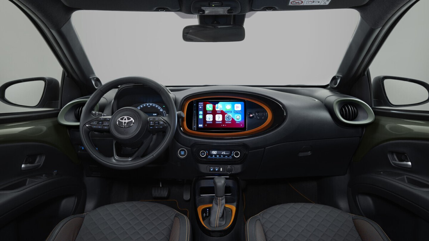 Das Cockpit des Toyota Aygo X.