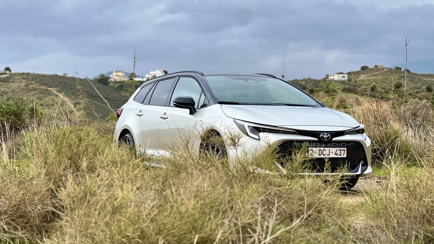 Toyota Corolla 2.0 Hybrid T.S.