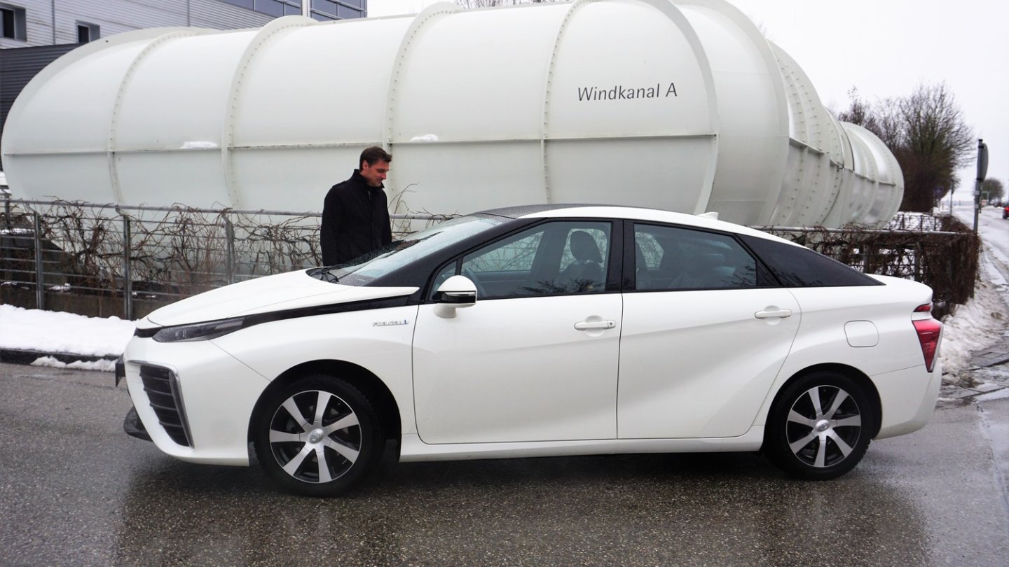 Nicht grundlos rund: die Form des Mirai soll an einen Wassertropfen erinnern.